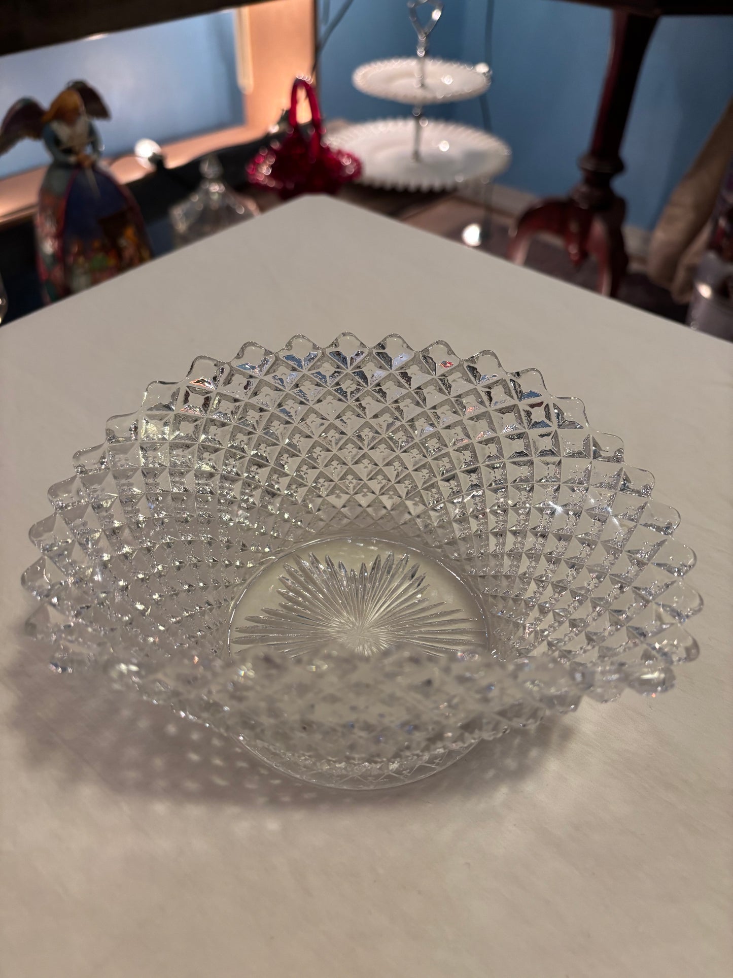 Vintage Clear Glass Diamond-Point Ruffled Bowl – 7" Wide