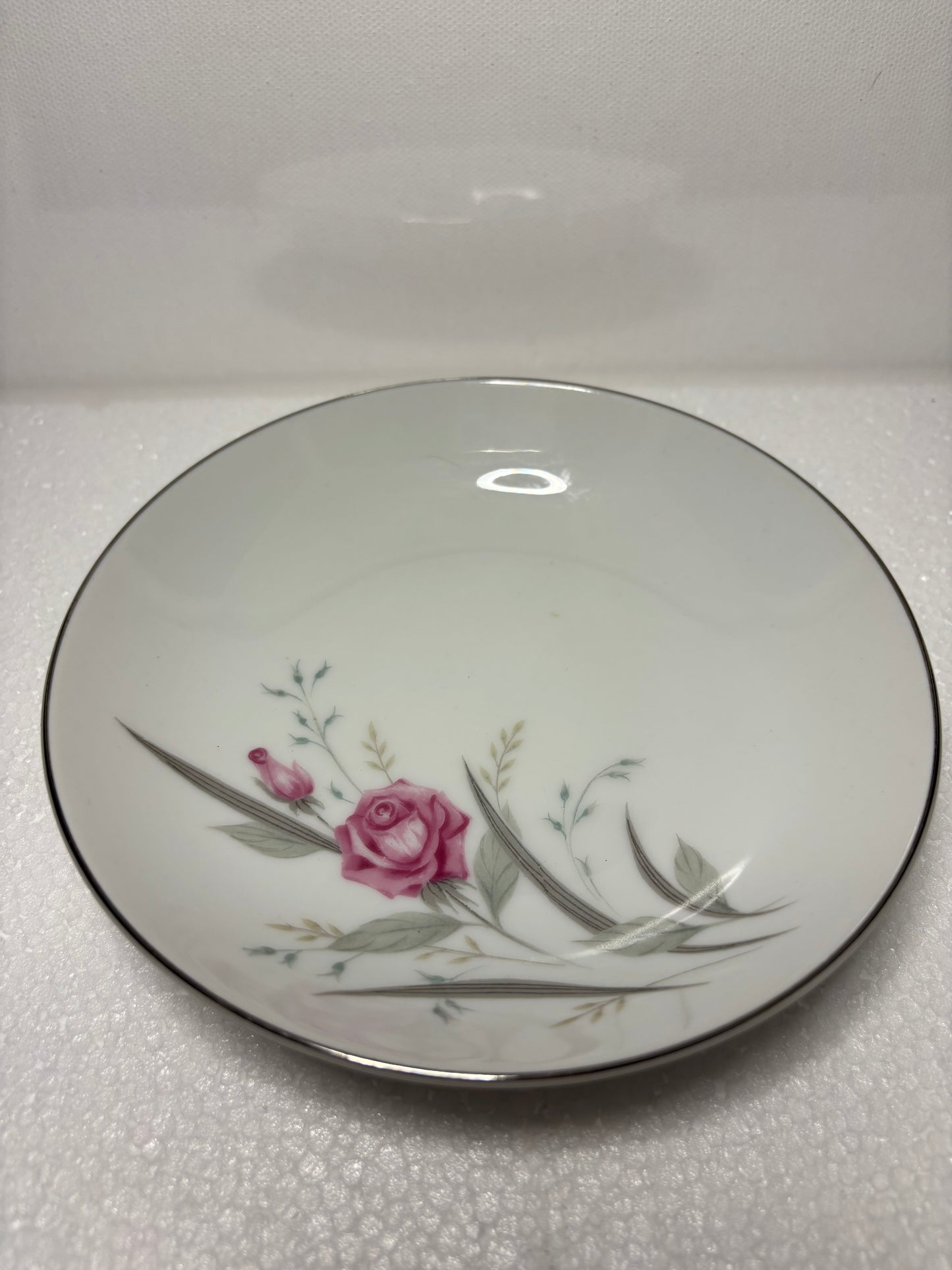 Windsor Rose China Gravy Boat – Pink Floral & Silver Trim, 6.5"