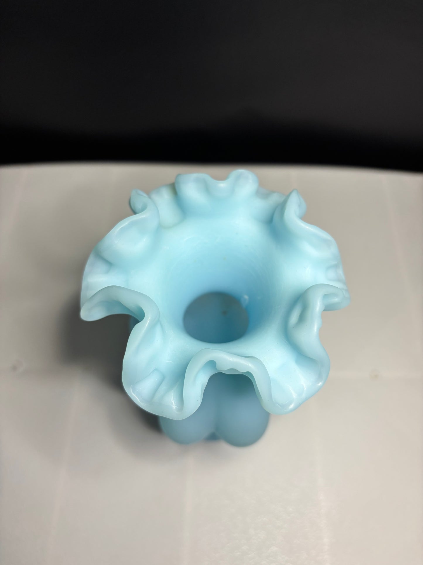 Satin Blue Ruffled Vase – Vintage Handcrafted Art Glass, 6"