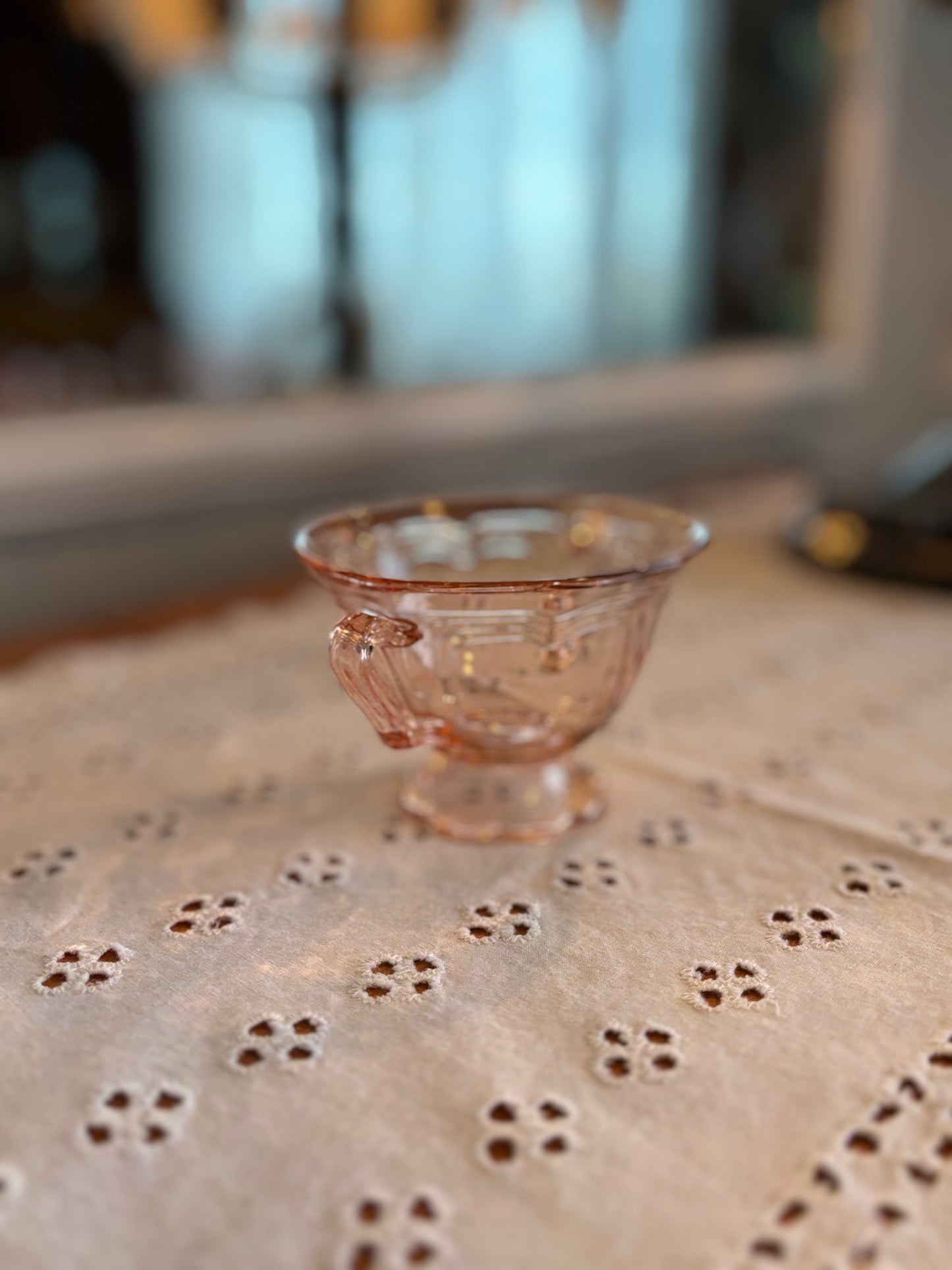 Vintage Pink Depression Glass Double-Handled Sugar Bowl – Etched Swirl Design *