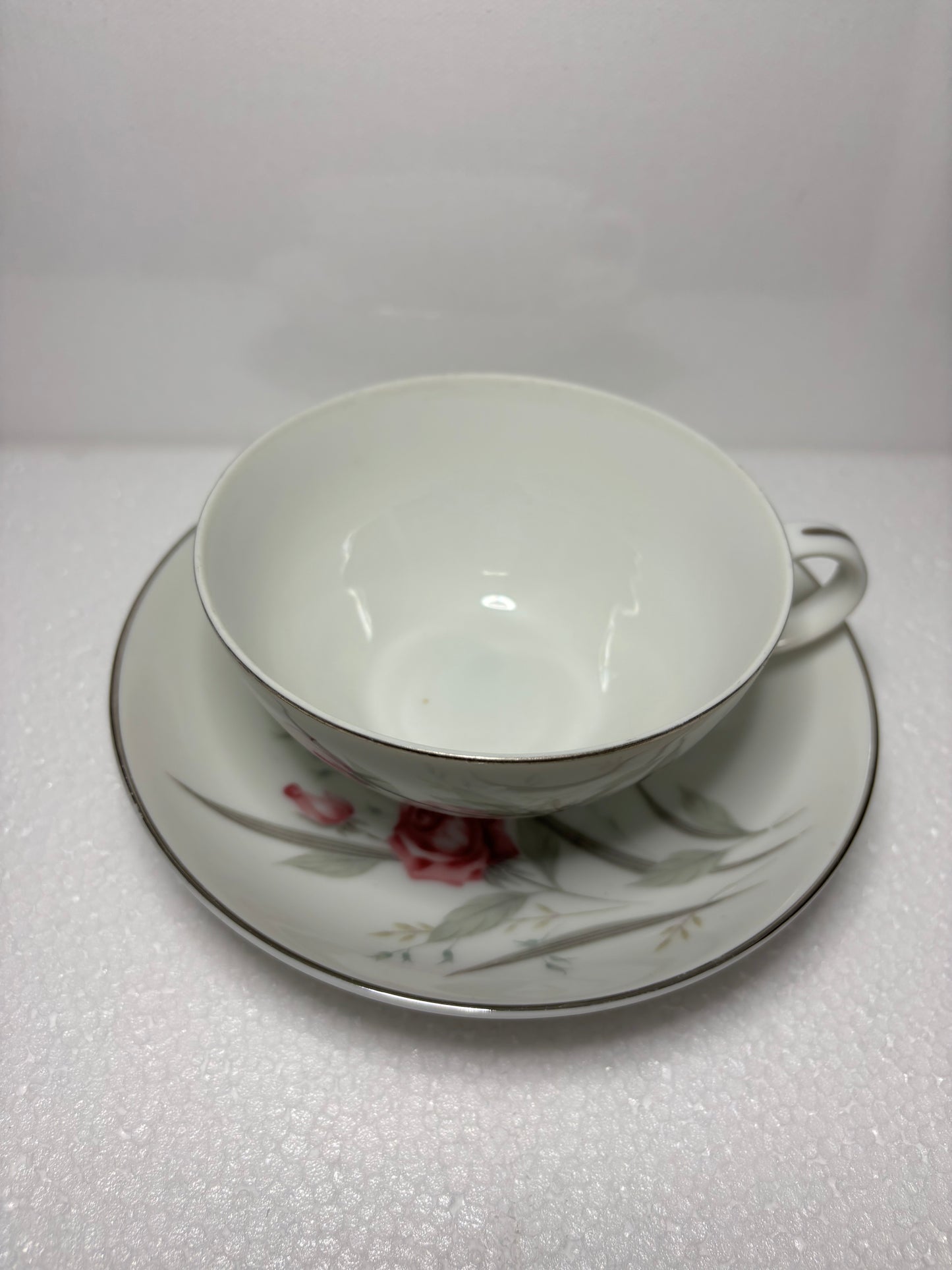 Windsor Rose Fine China Teacup & Saucer Set β Pink Rose with Silver Trim