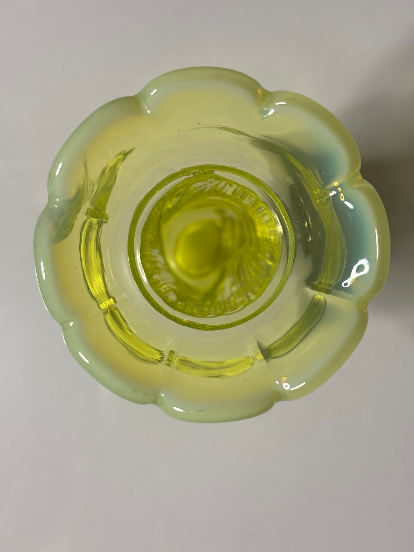 Vintage Vaseline Glass Hand Vase – 4" Tall with Opalescent Rim