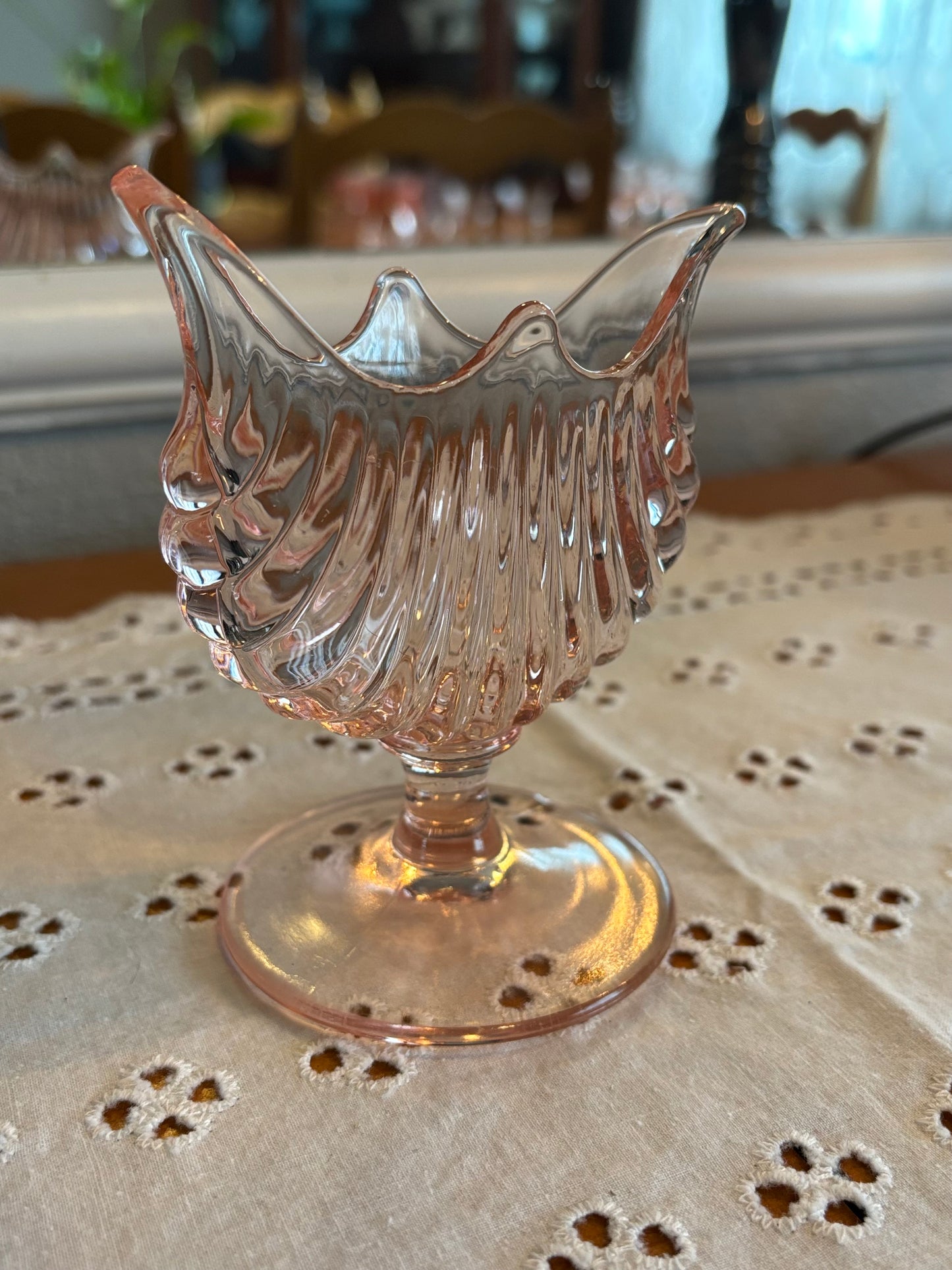 Vintage Pink Depression Glass Footed Candy Dish – Swan-Inspired Design *