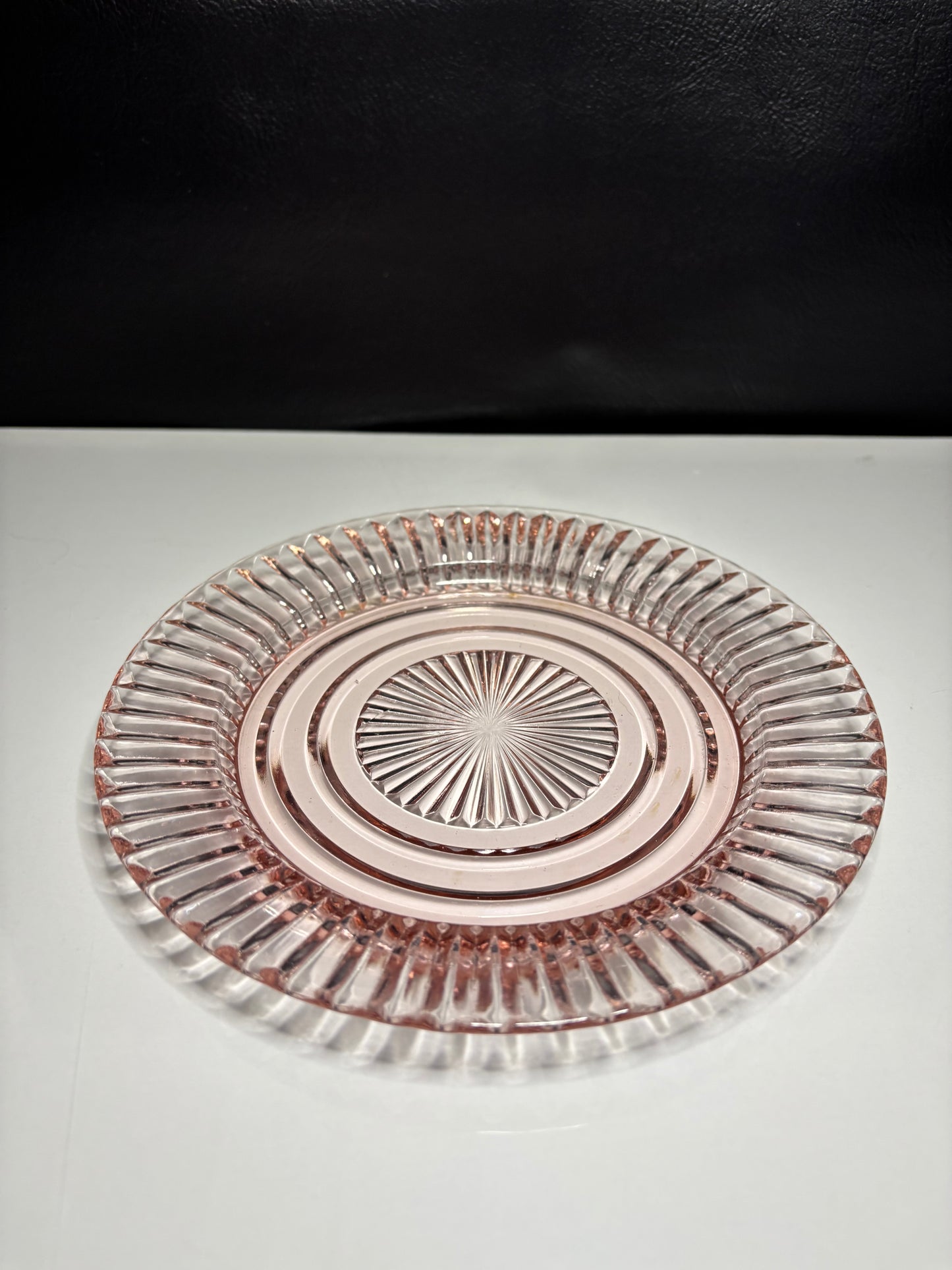 Vintage Pink Depression Glass Ribbed Dinner Plate – Art Deco Sunburst Design *