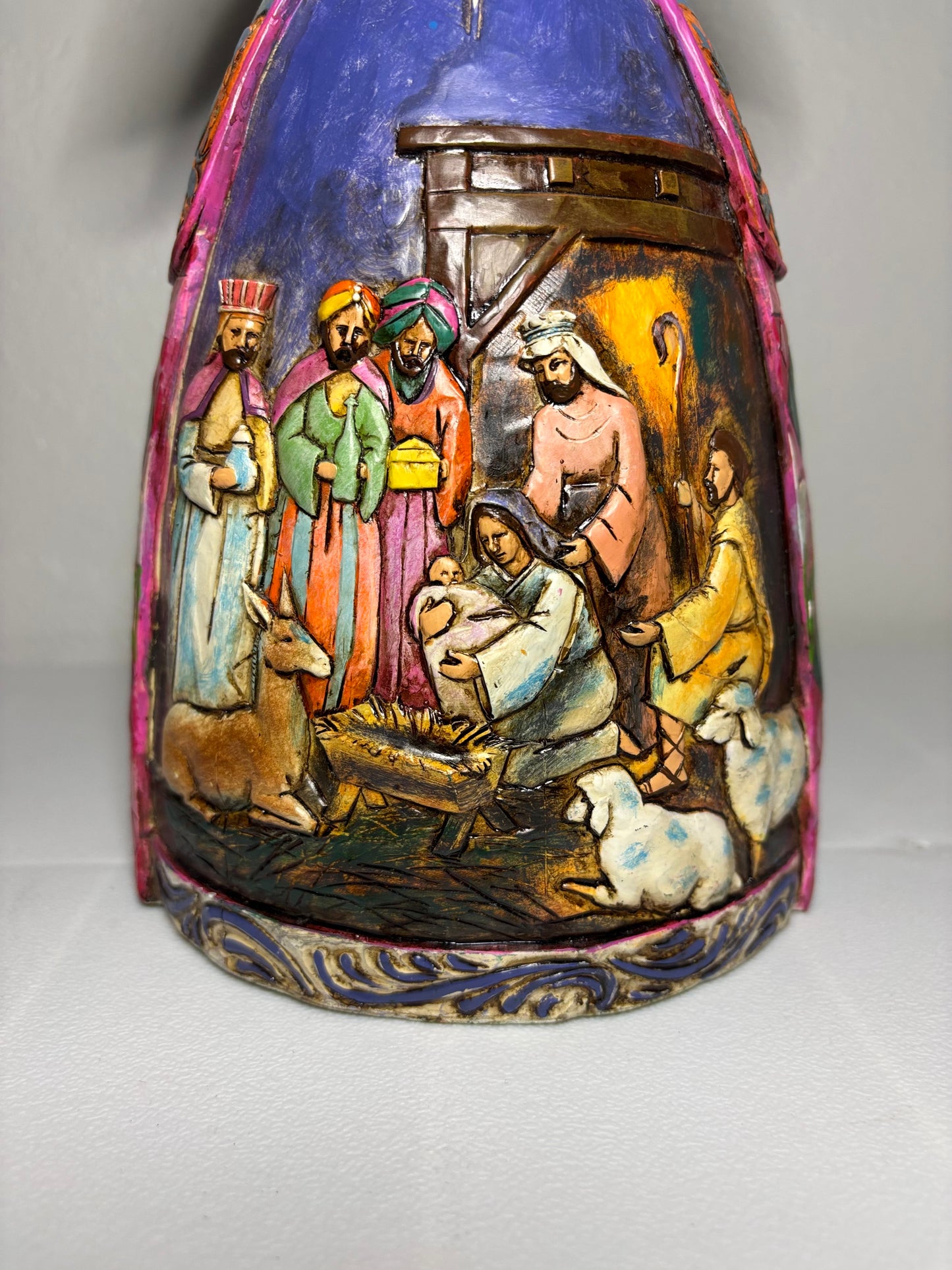 Jim Shore “A Star Shall Guide Us” Nativity Angel – Retired 11” Figurine