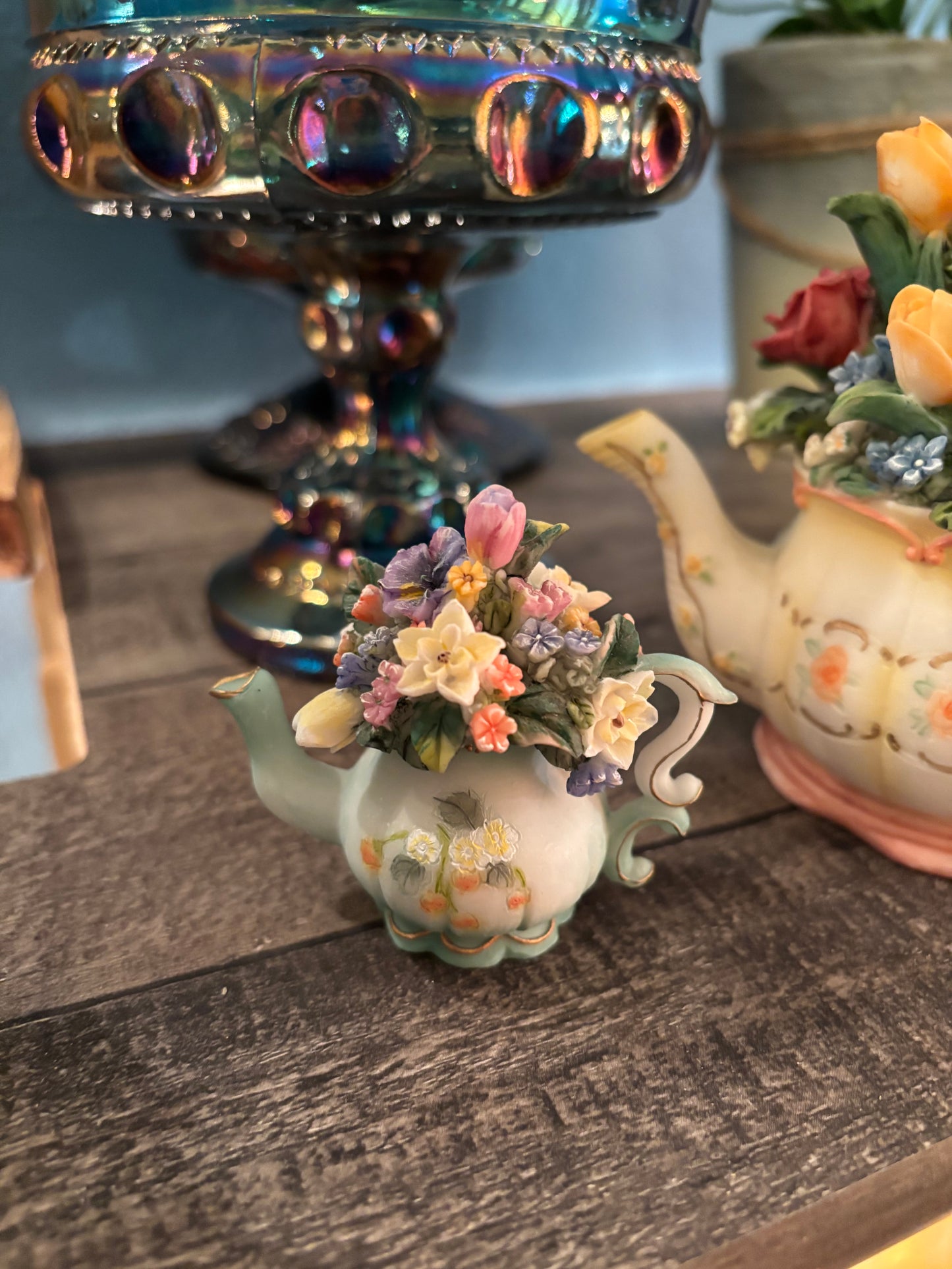 Petite Bloom – Miniature Floral Teapot Figurine