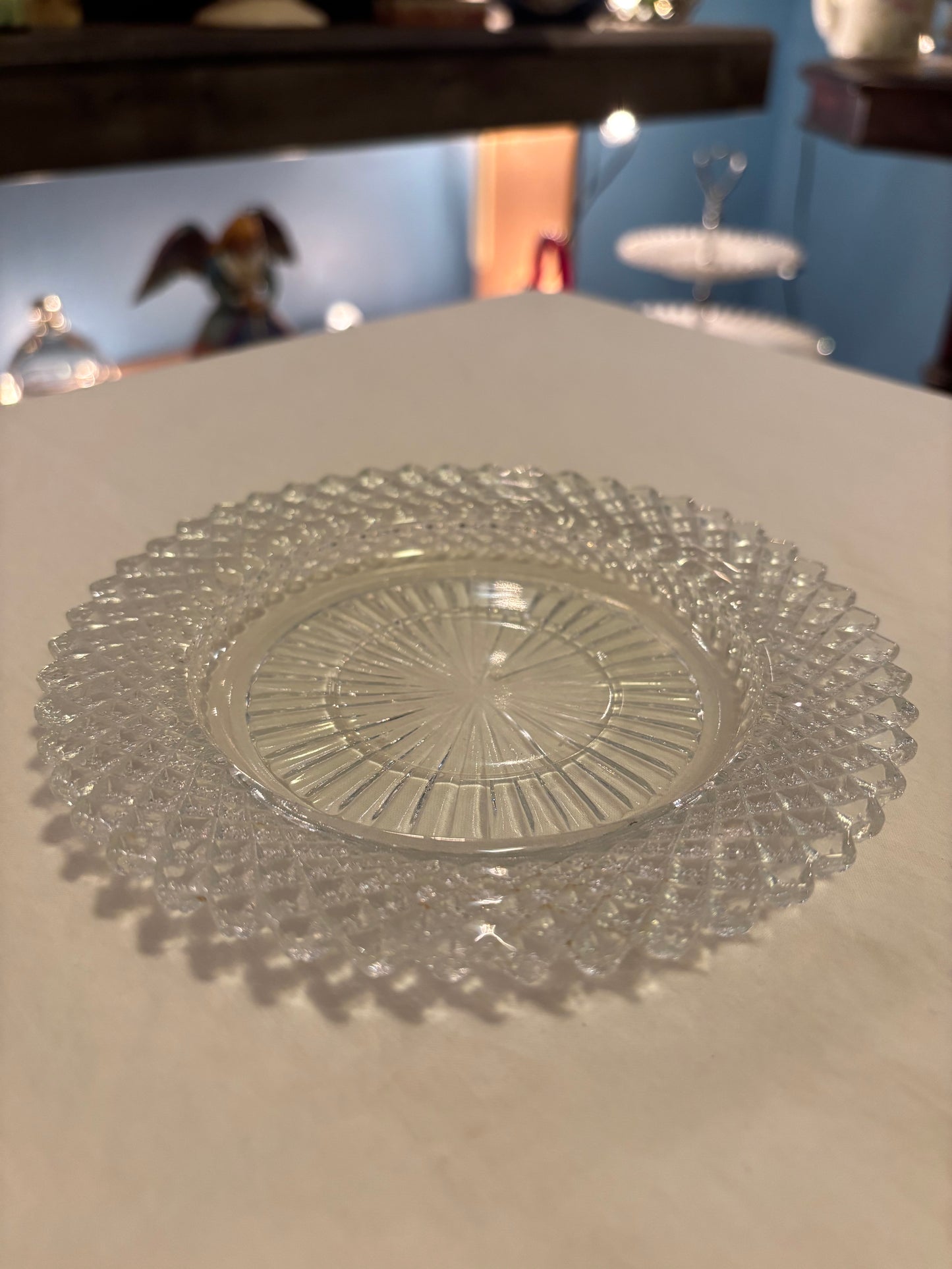 Vintage Clear Glass Sunburst and Diamond Edge Serving Plate – 10"