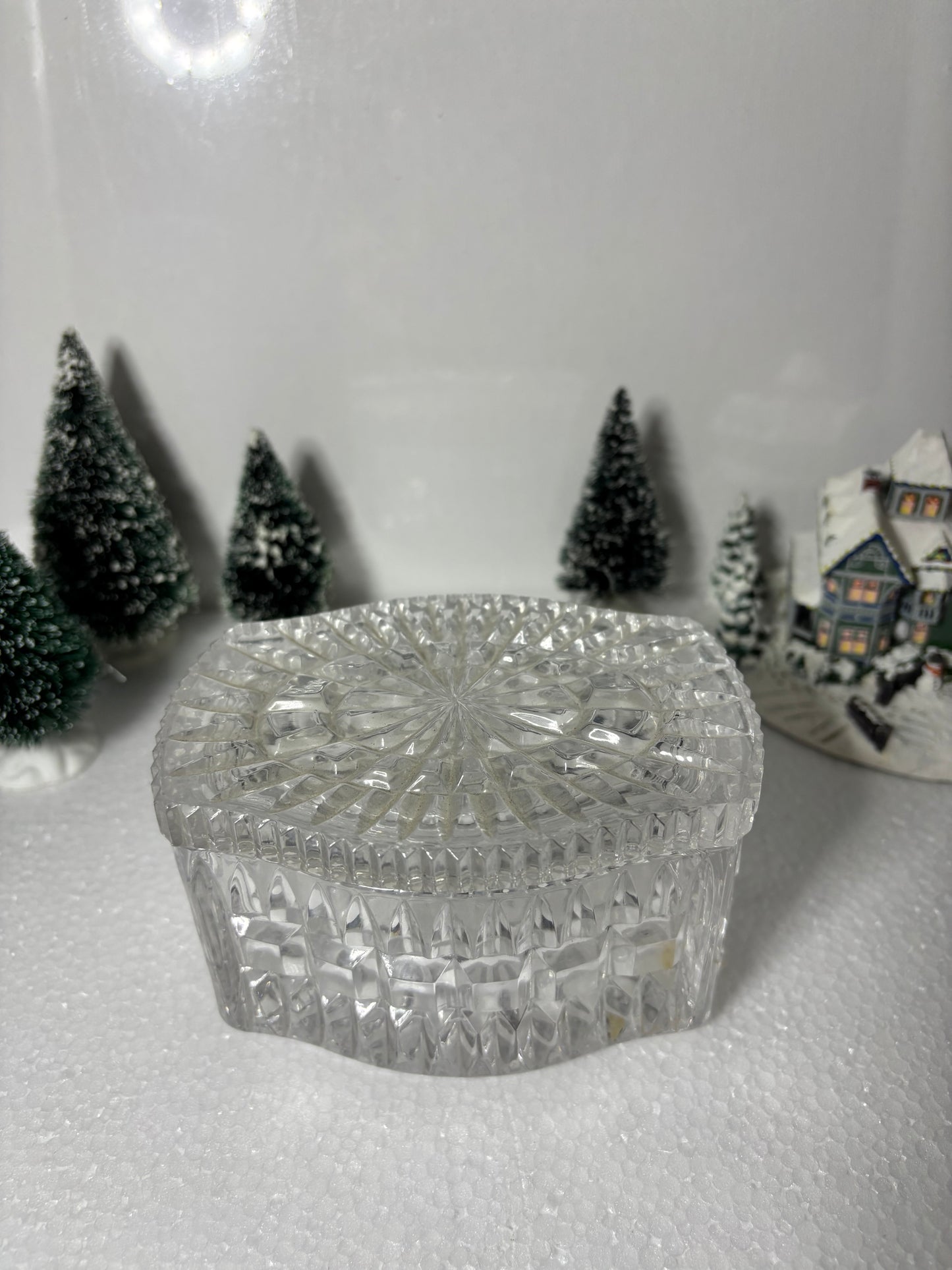 Vintage Pressed Glass Trinket Box with Starburst Lid – 4" x 3" x 2.5"