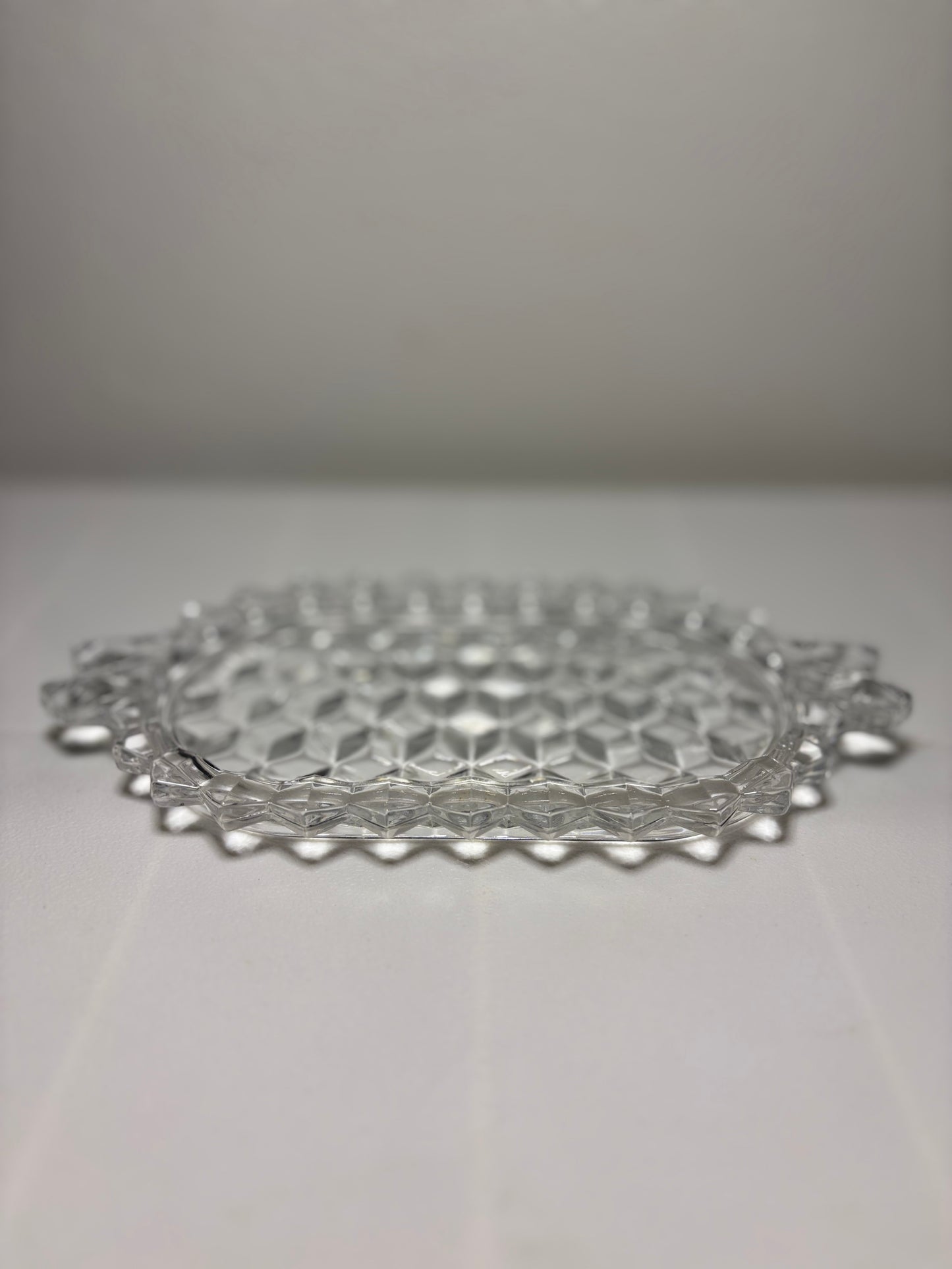 Vintage Oval Glass Relish Tray – Honeycomb Pattern with Scalloped Edge (8”)