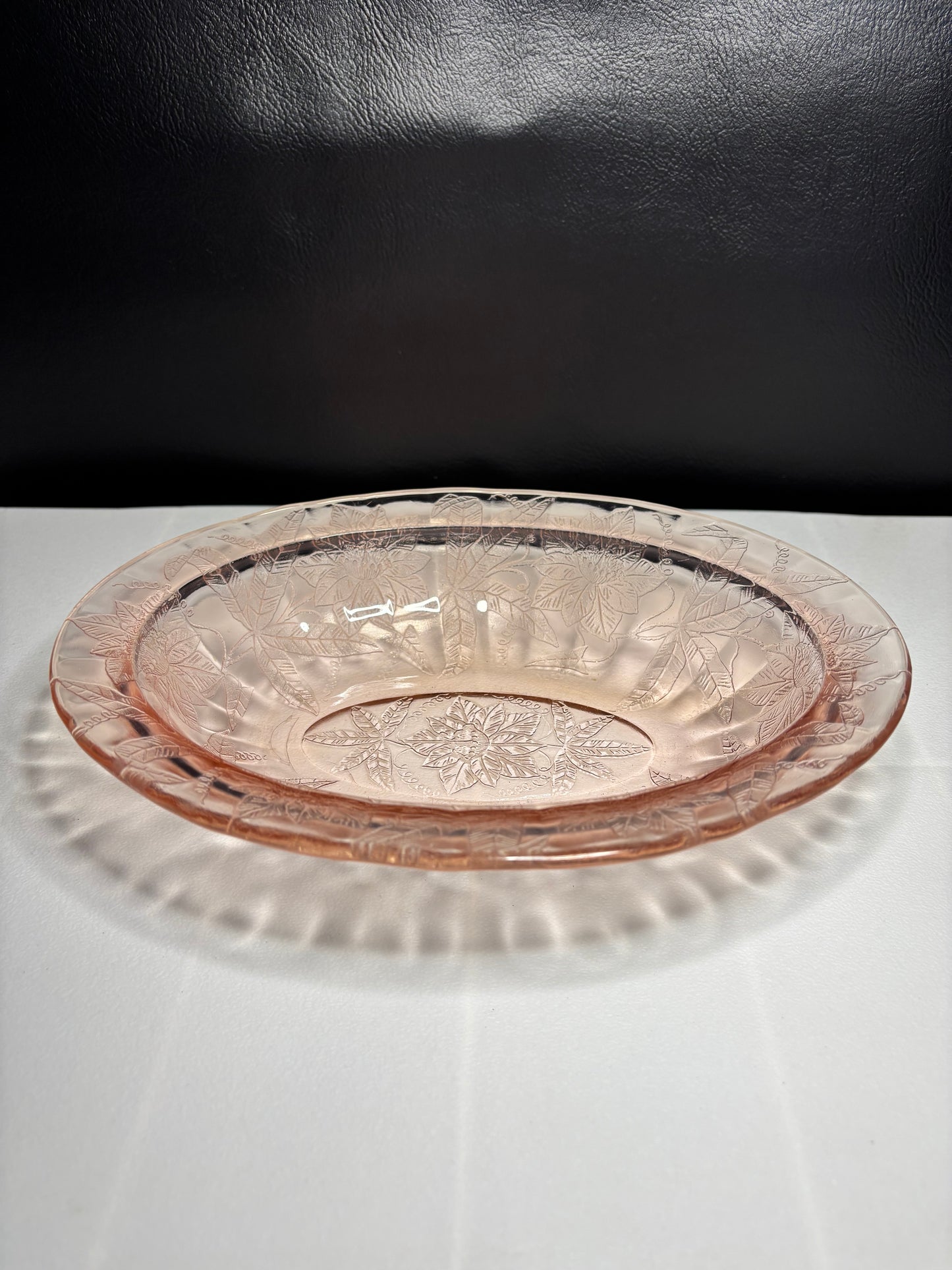 Vintage Pink Depression Glass Oval Serving Bowl – Etched Floral, 9" x 7"
