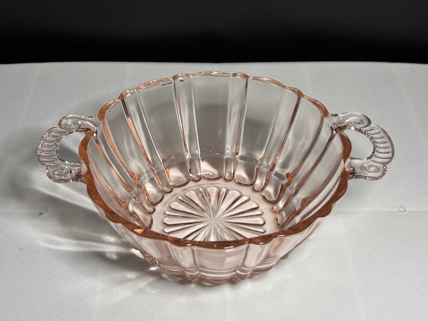 Vintage Pink Depression Glass Handled Bowl – Paneled Design, 1930s Era