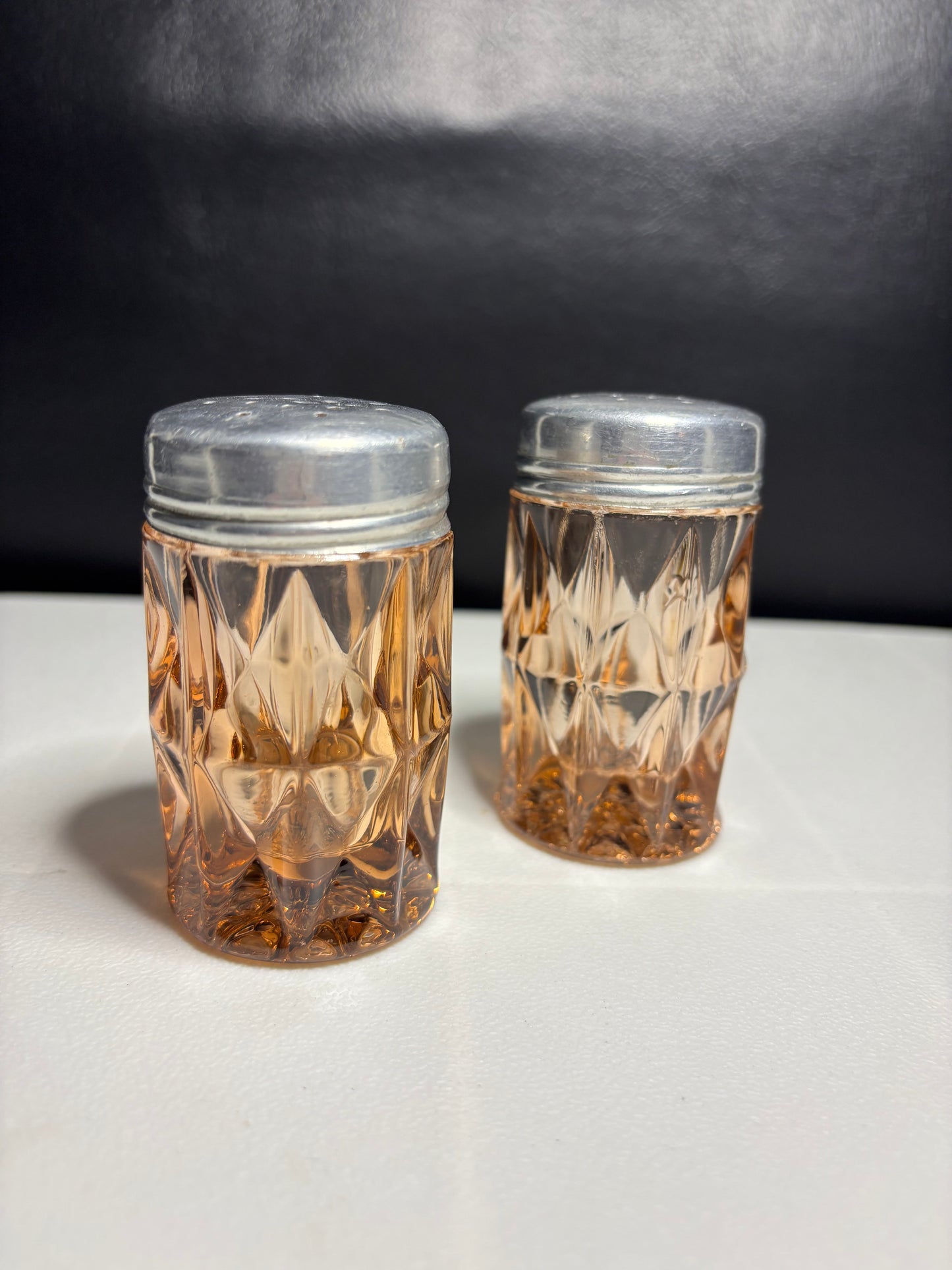 Vintage Pink Depression Glass Salt & Pepper Shakers – Diamond Pattern with Metal Lids