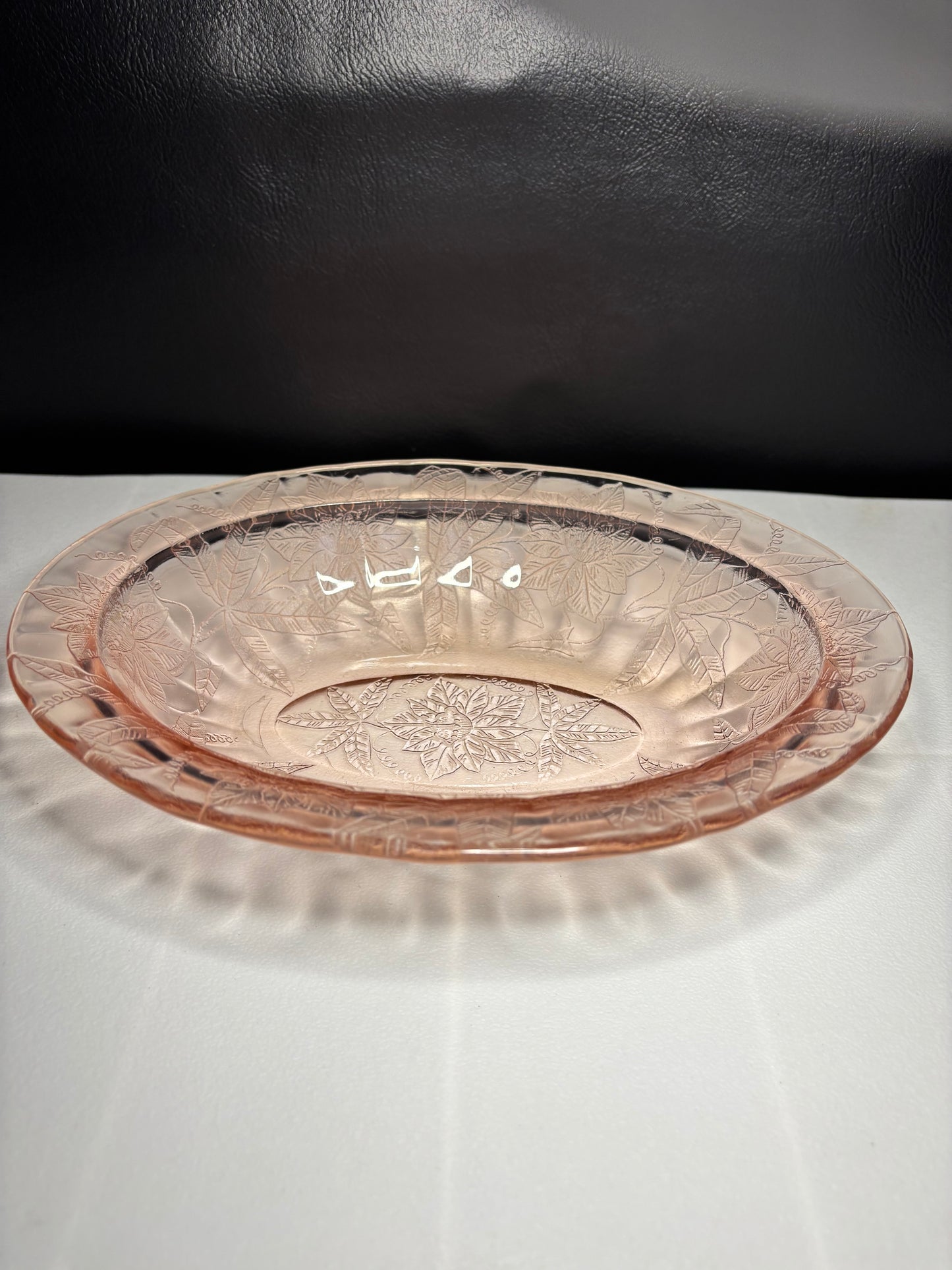 Vintage Pink Depression Glass Oval Serving Bowl – Etched Floral, 9" x 7"