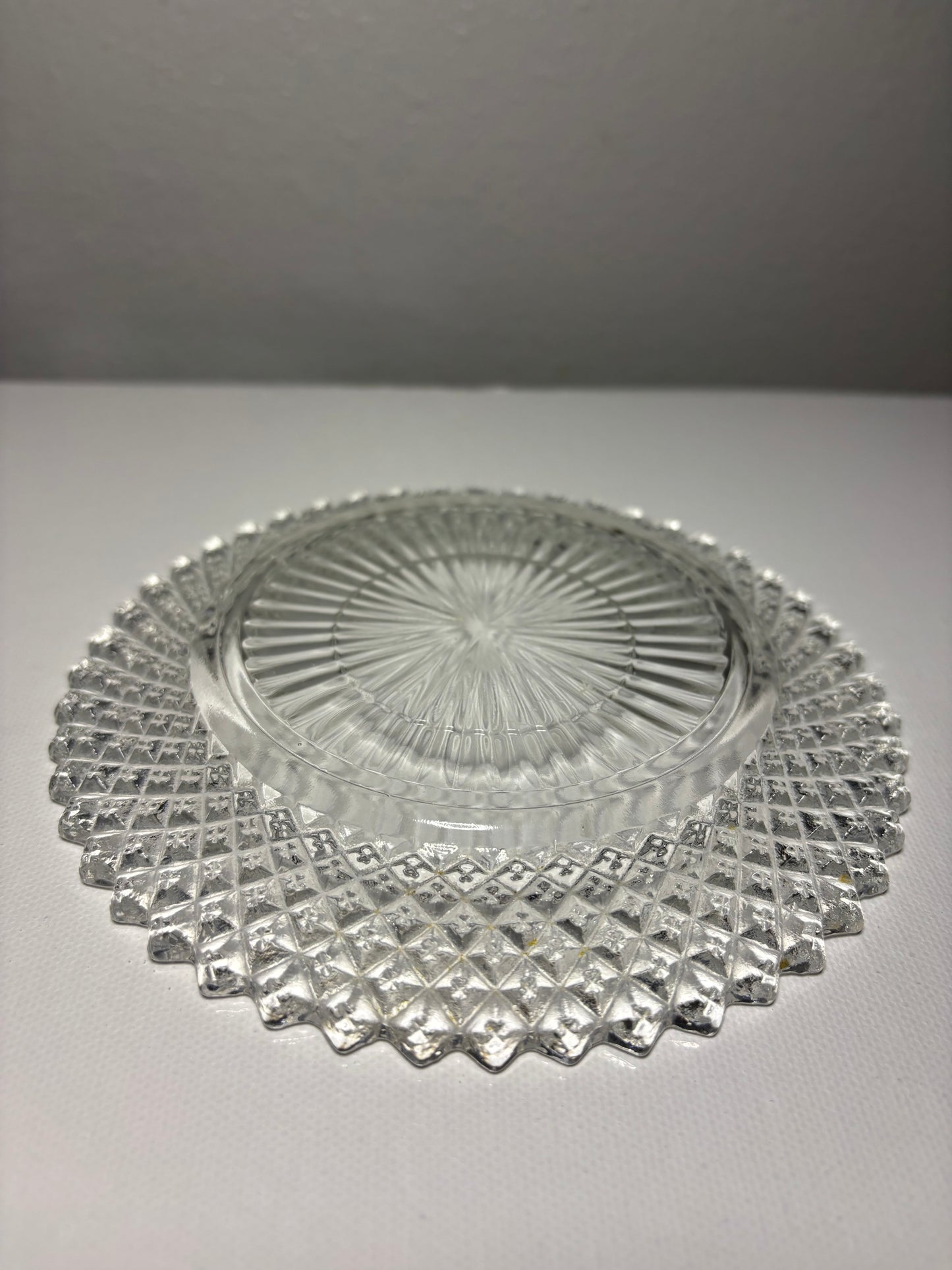 Vintage Clear Glass Sunburst and Diamond Edge Dessert Plate – 6"
