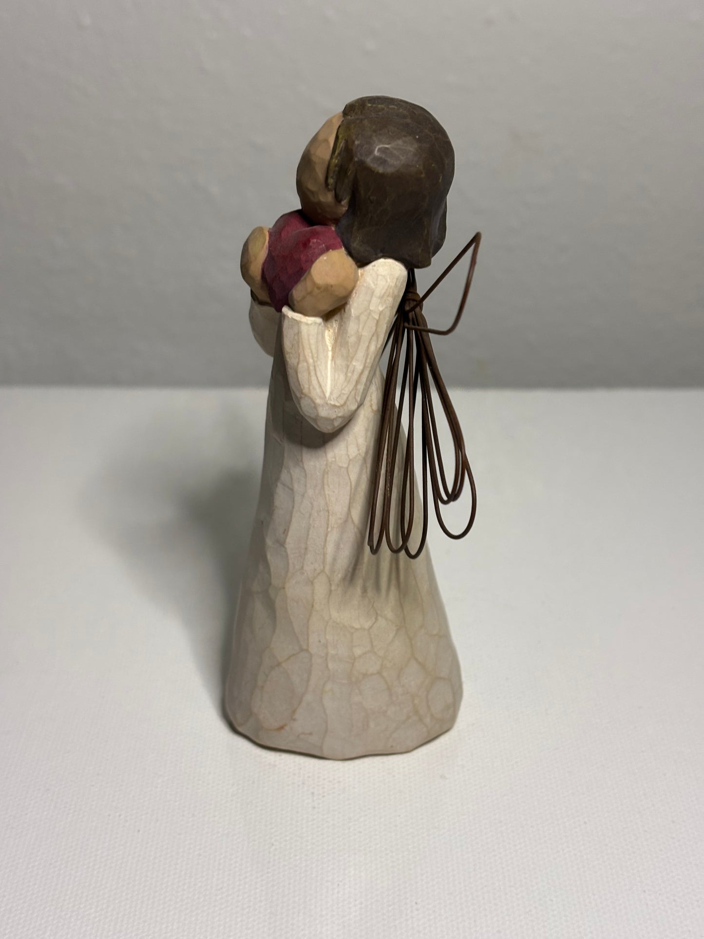 Willow Tree Figurine – "Angel of Remembrance"