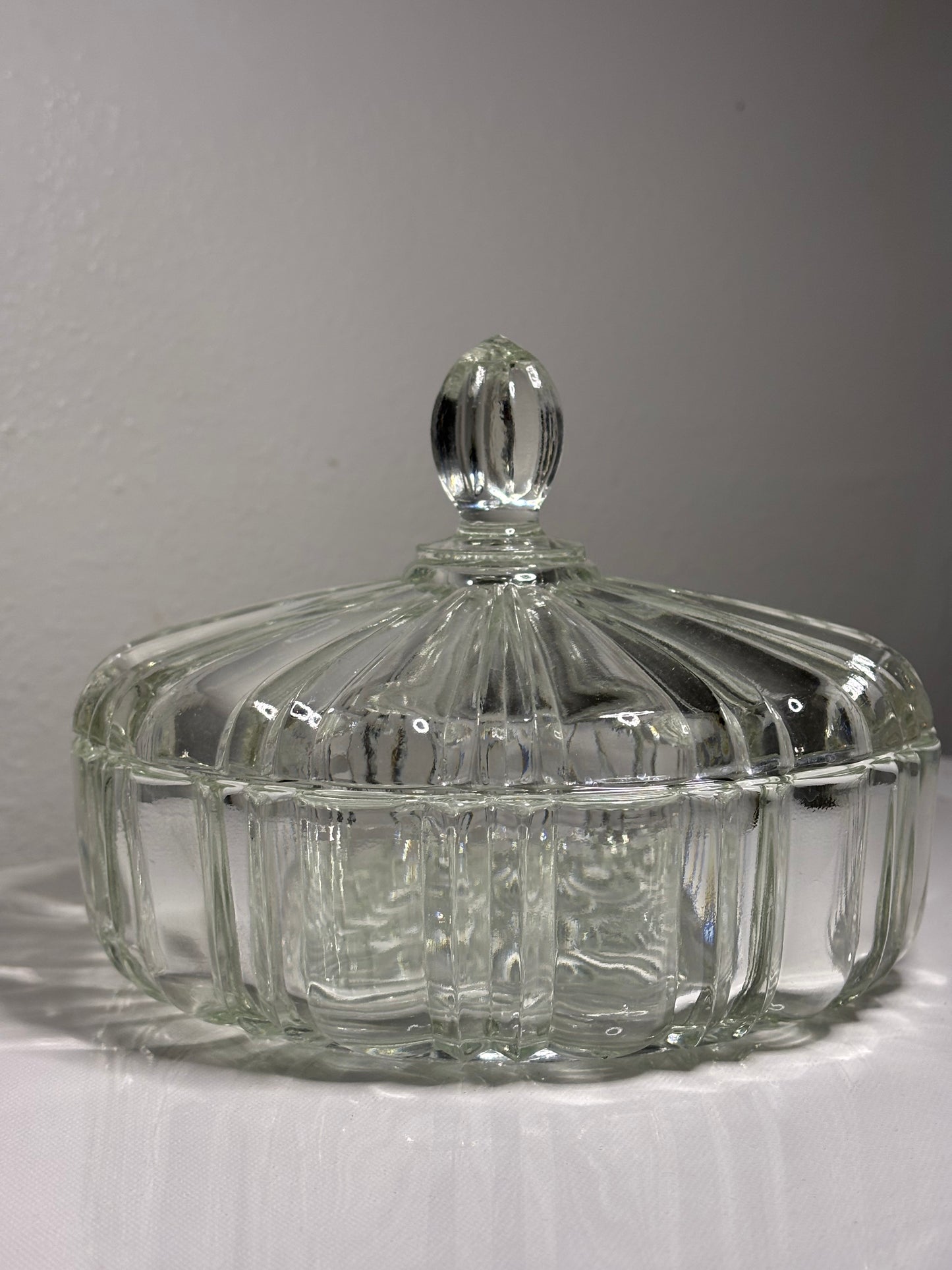 Vintage Clear Pressed Glass Lidded Candy Dish – 7"x5.5"