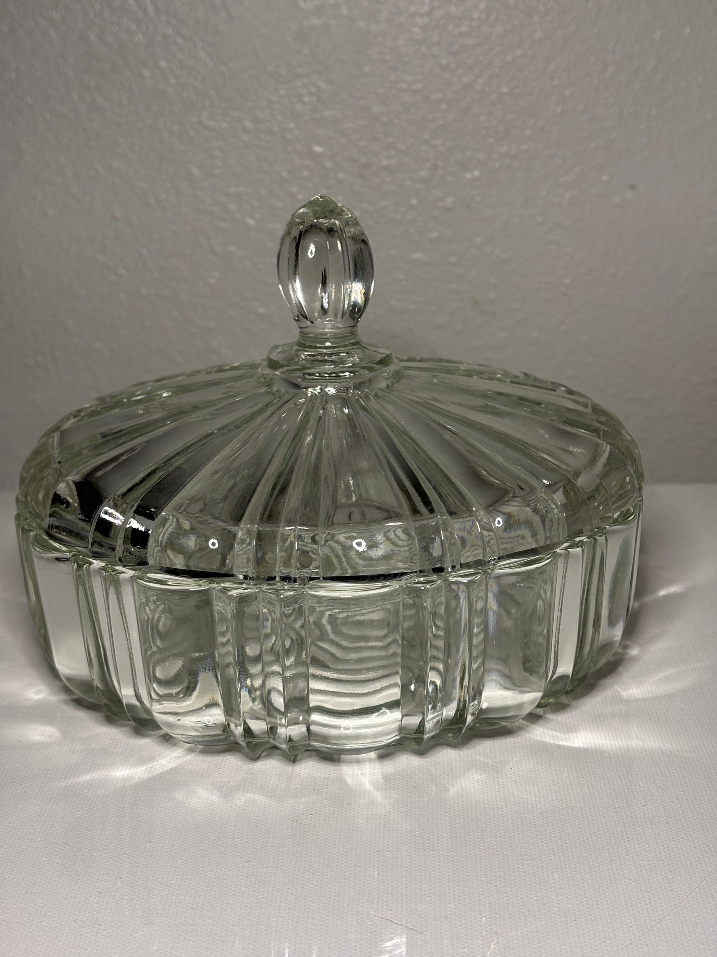 Vintage Clear Pressed Glass Lidded Candy Dish – 7"x5.5"