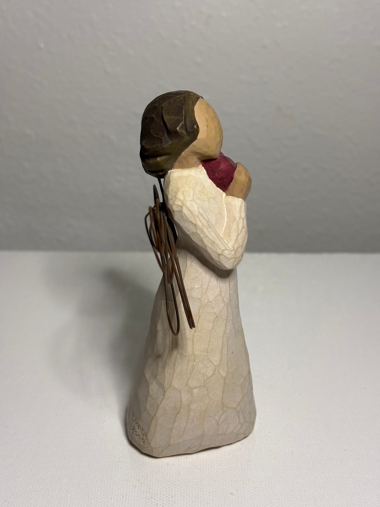 Willow Tree Figurine – "Angel of Remembrance"