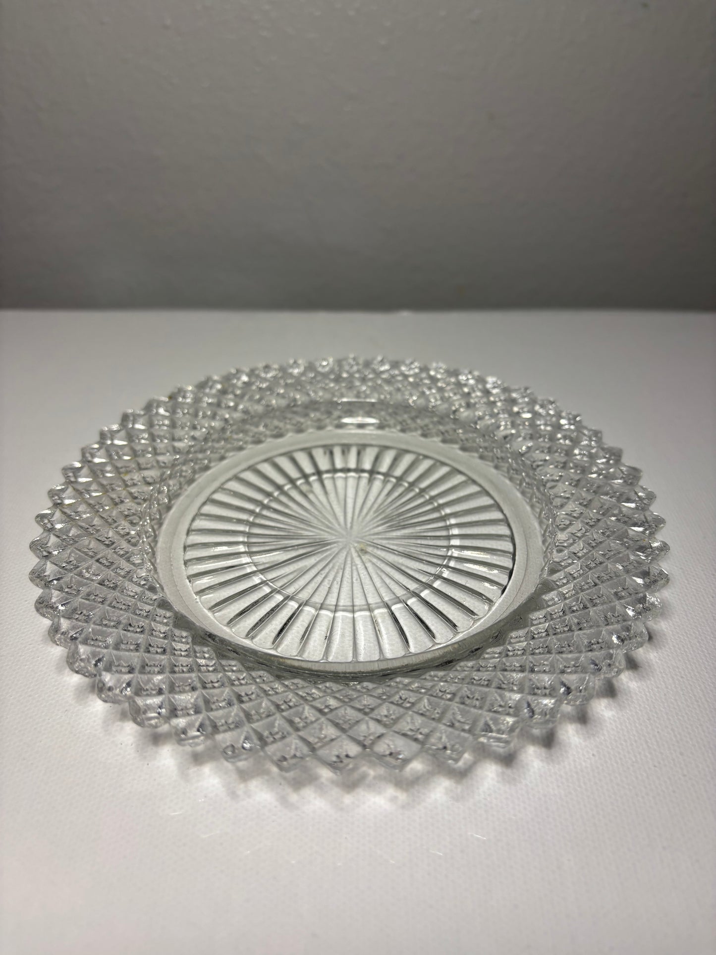 Vintage Clear Glass Sunburst and Diamond Edge Dessert Plate – 6"