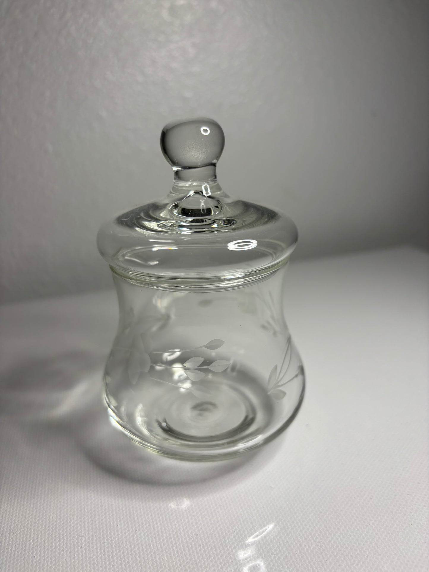 Etched Glass Honey or Jam Jar with Lid – 2.5"x2.5"x4"