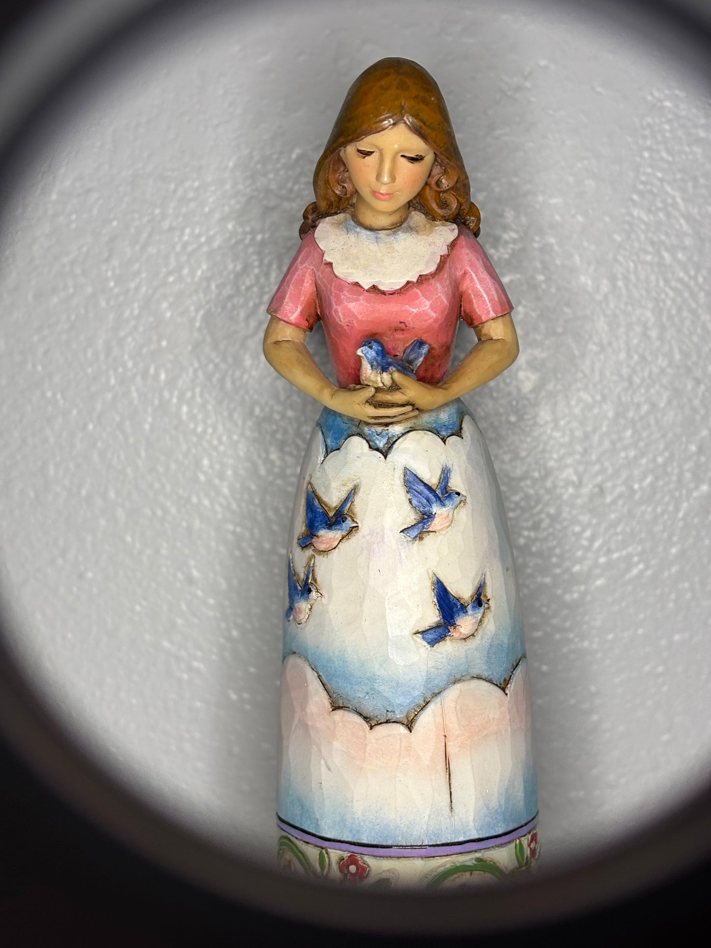 Jim Shore Heartwood Creek Figurine – You Make Me Happy (4007239) – 8” Tall