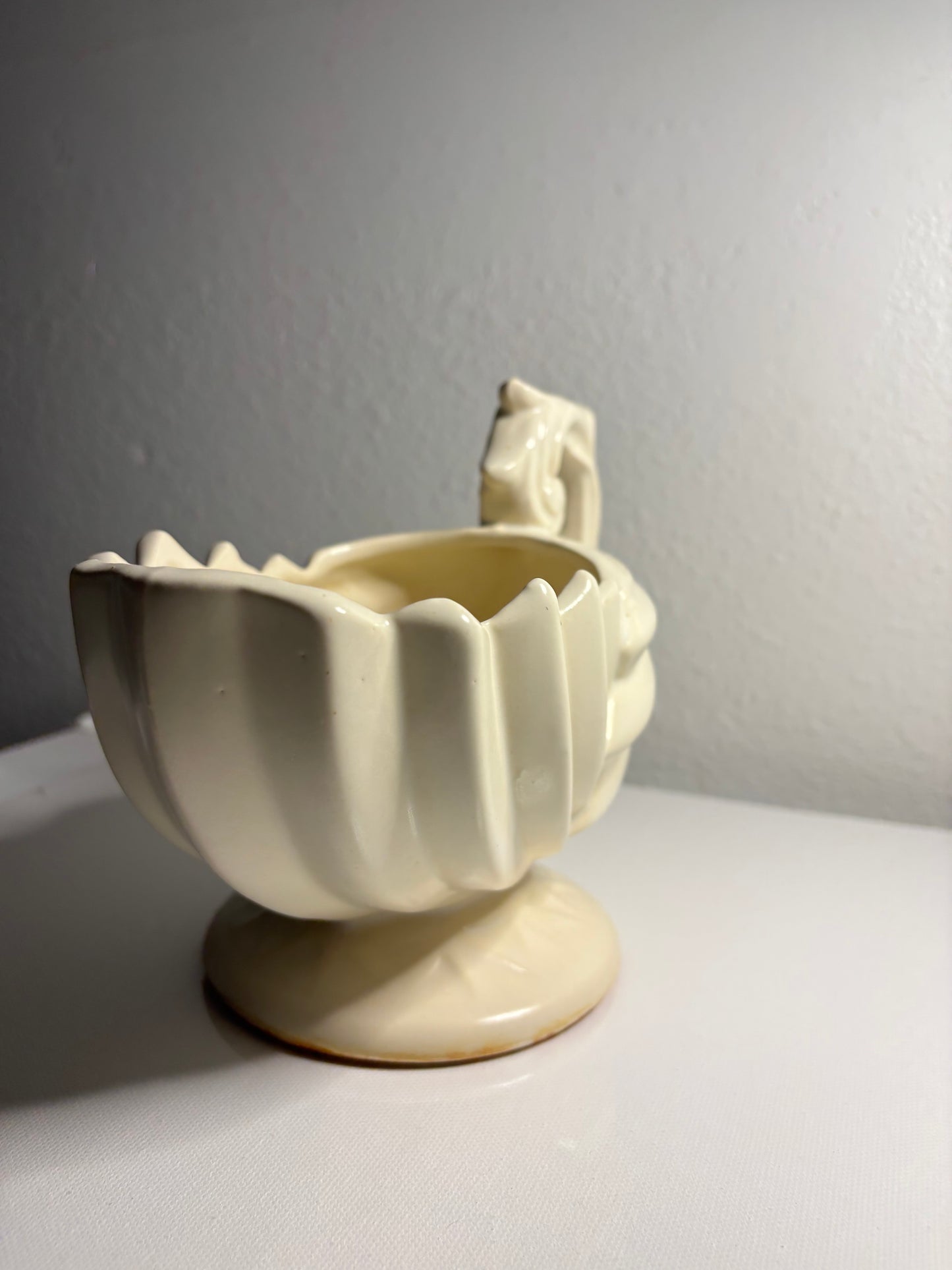 Vintage Ivory Pedestal Shell Bowl with Ornate Handle – 8"x4"x6"