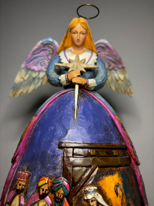 Jim Shore “A Star Shall Guide Us” Nativity Angel – Retired 11” Figurine