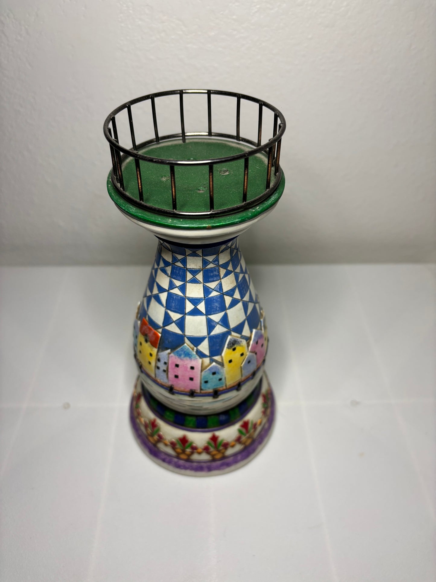 Jim Shore Coastal Lighthouse Figurine – Hand-Painted Seaside Village Scene