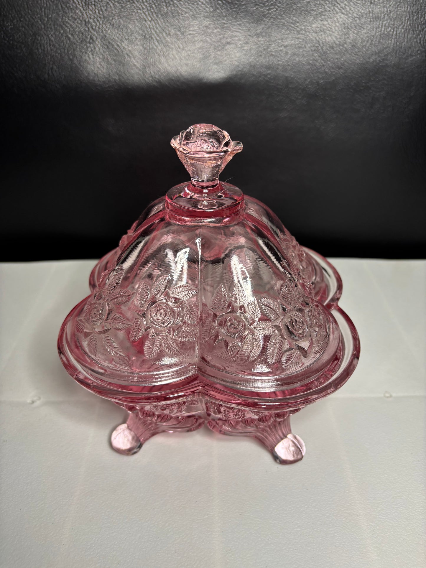 Vintage Footed Rose Pattern Candy Dish – Pink Depression Glass, 3-Section w/ Lid