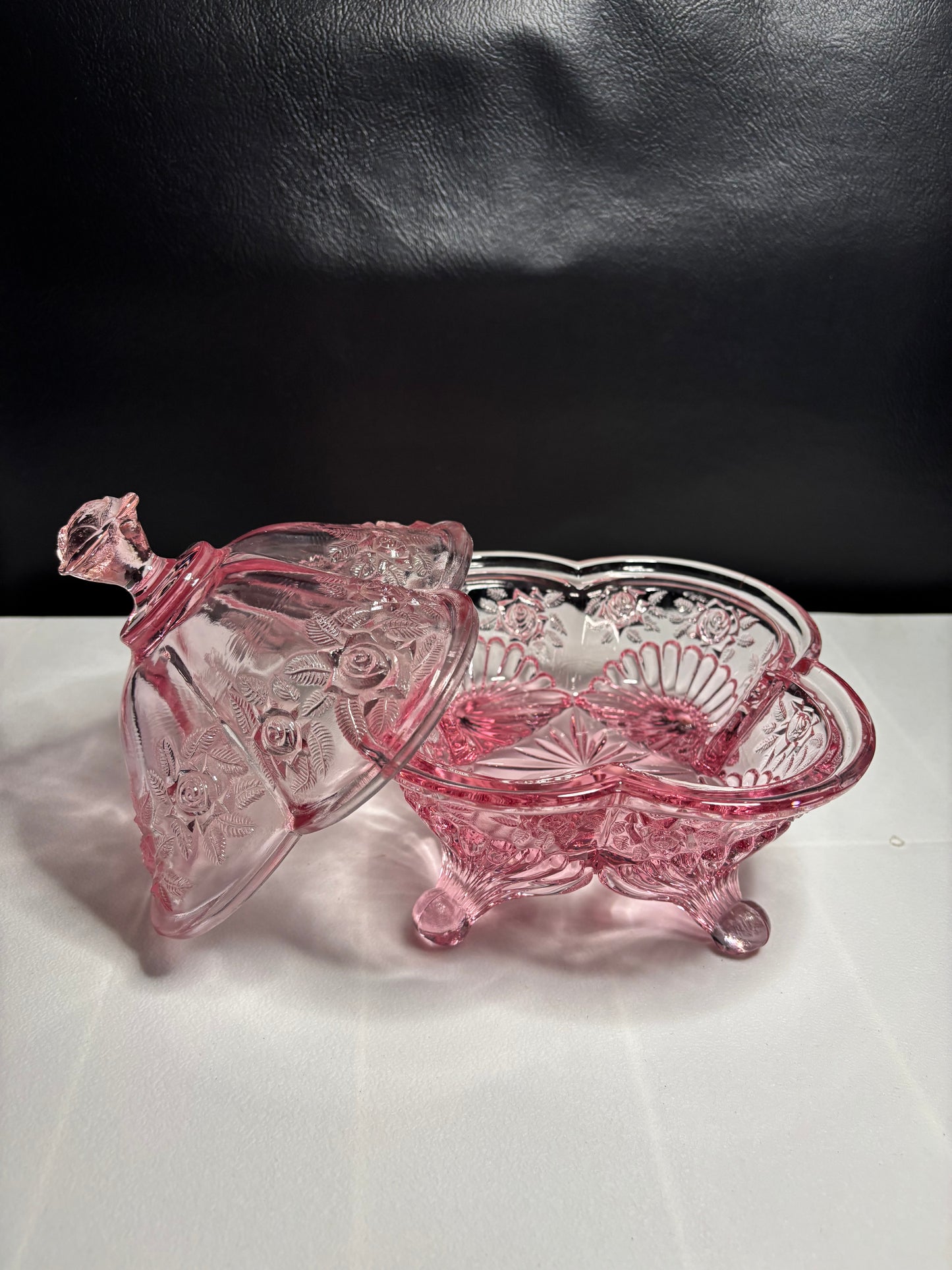 Vintage Footed Rose Pattern Candy Dish – Pink Depression Glass, 3-Section w/ Lid