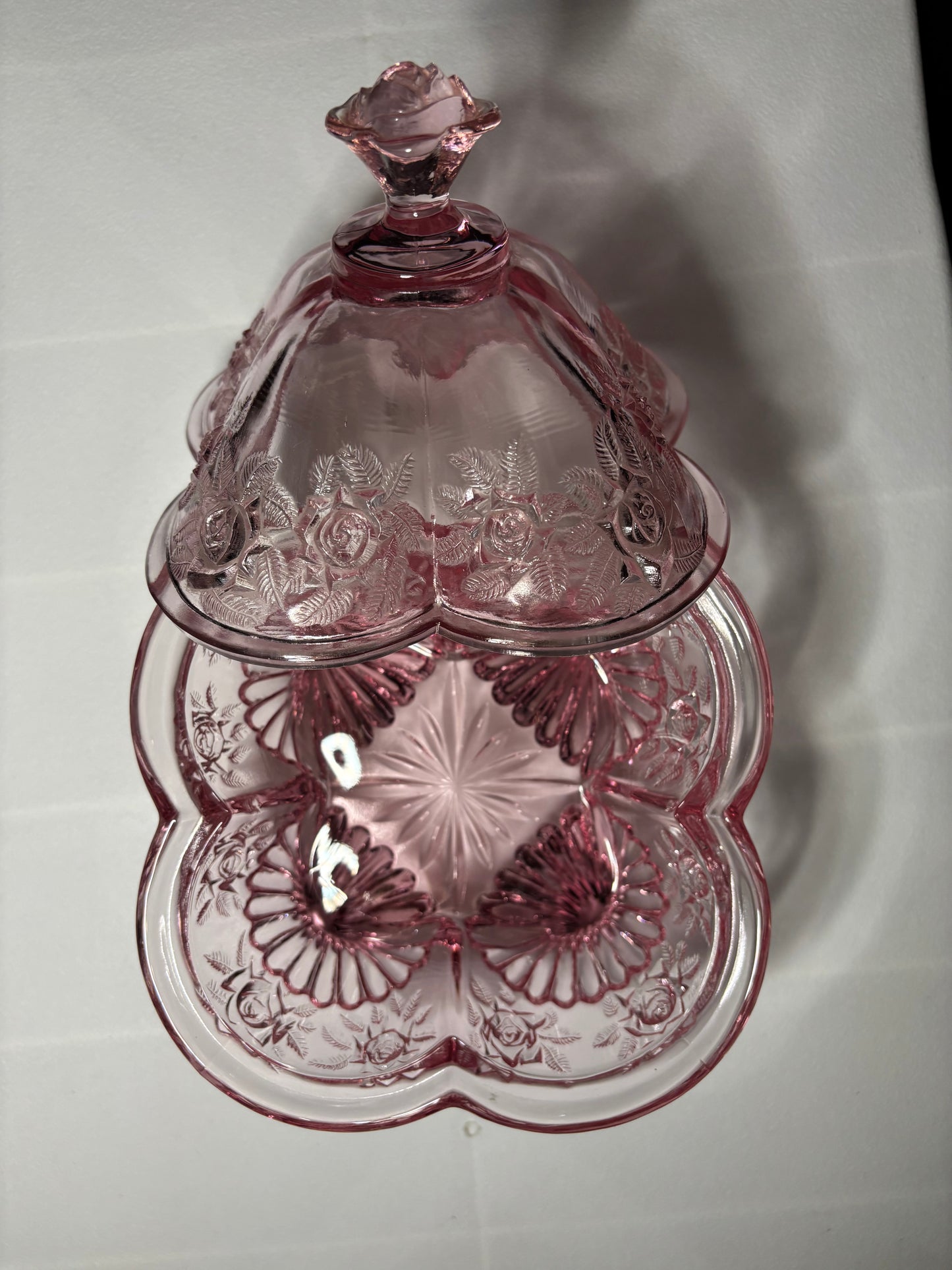Vintage Footed Rose Pattern Candy Dish – Pink Depression Glass, 3-Section w/ Lid