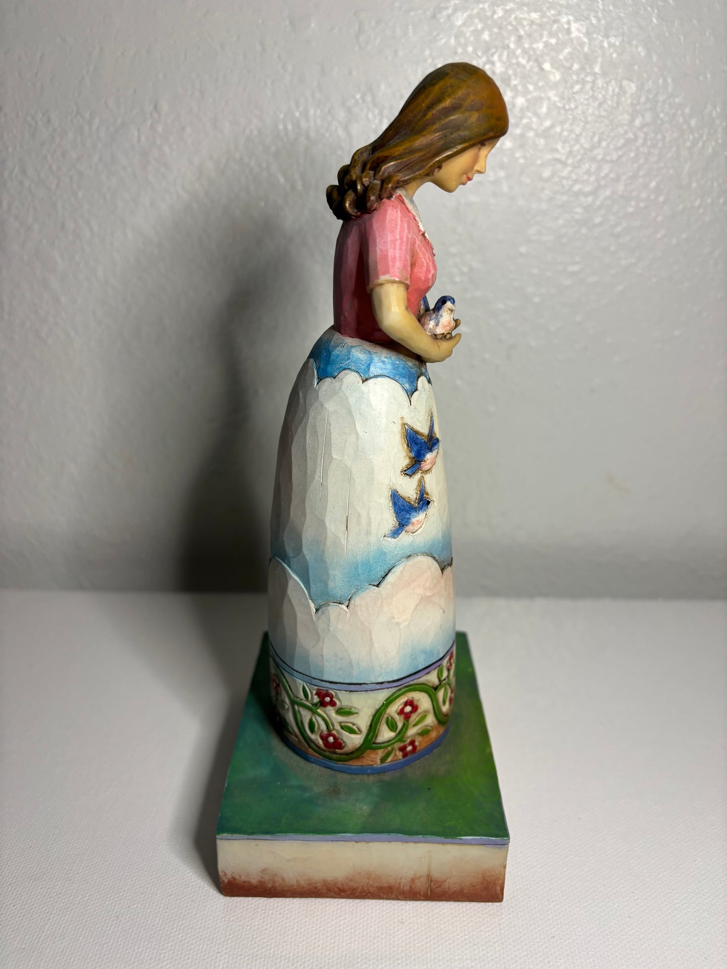 Jim Shore Heartwood Creek Figurine – You Make Me Happy (4007239) – 8” Tall