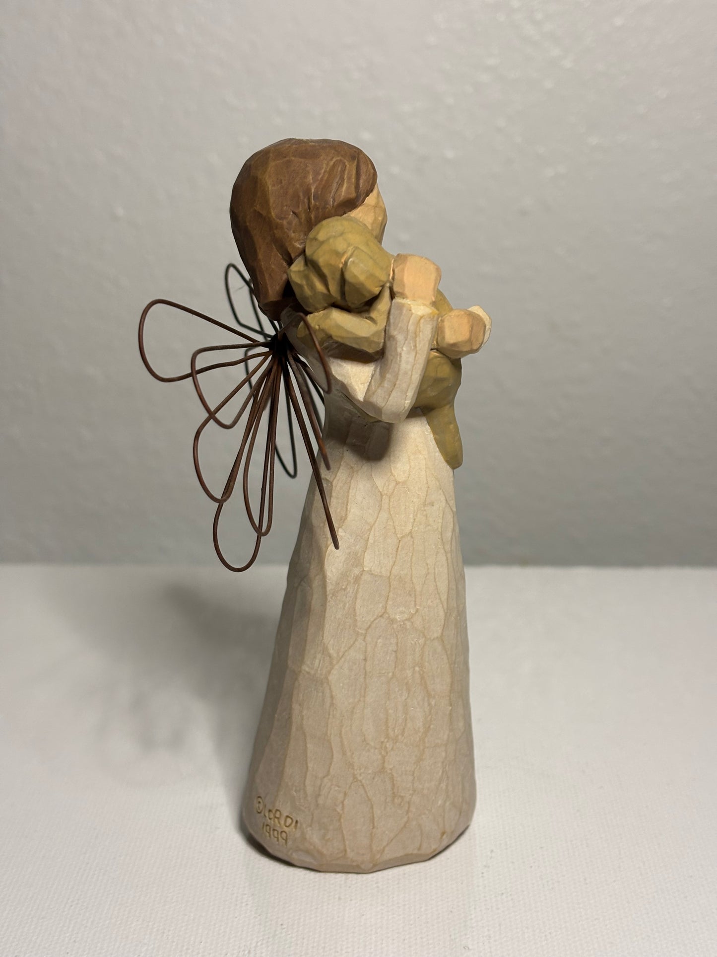 Willow Tree Figurine – "Angel of the Garden"