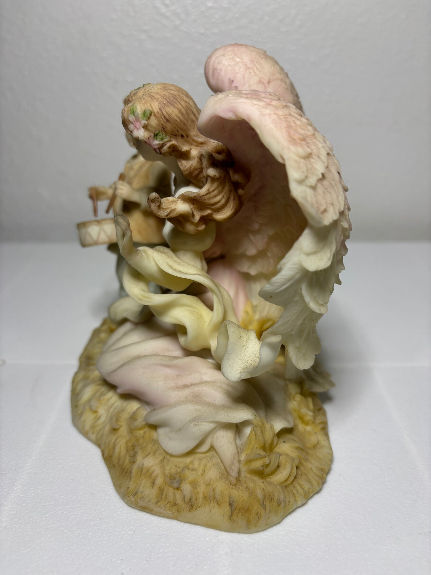 Seraphim Classics “Cecilia – Gift from the Heart” Angel Figurine – Roman Inc. 2000