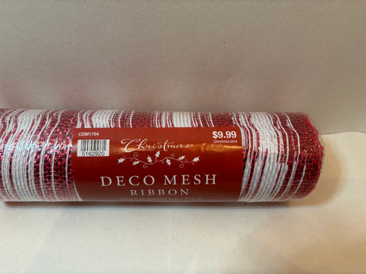 Red & White Striped Holiday Wreath Making Mesh Roll 10' x 30'