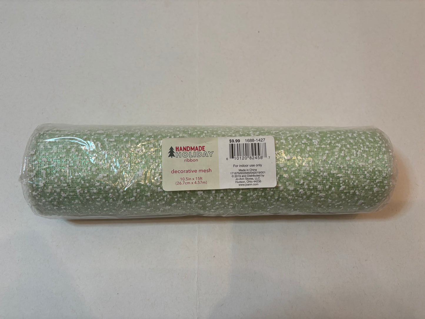 Silver & White Flecked Holiday Wreath Making Mesh Roll 10.5" x 15'