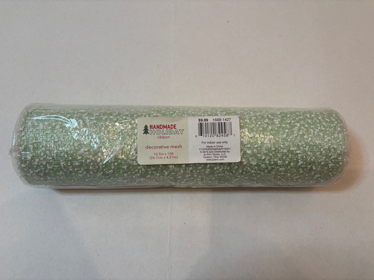 Silver & White Flecked Holiday Wreath Making Mesh Roll 10.5" x 15'