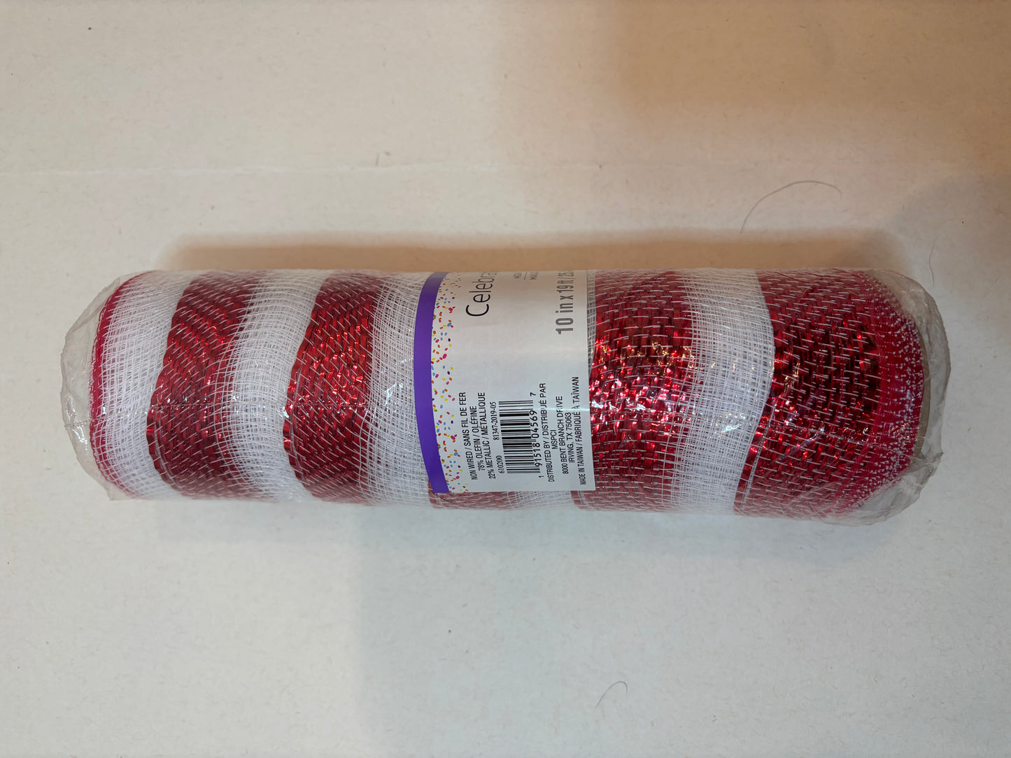 Red & White Striped Holiday Wreath Making Mesh Roll 10" x 19' roll